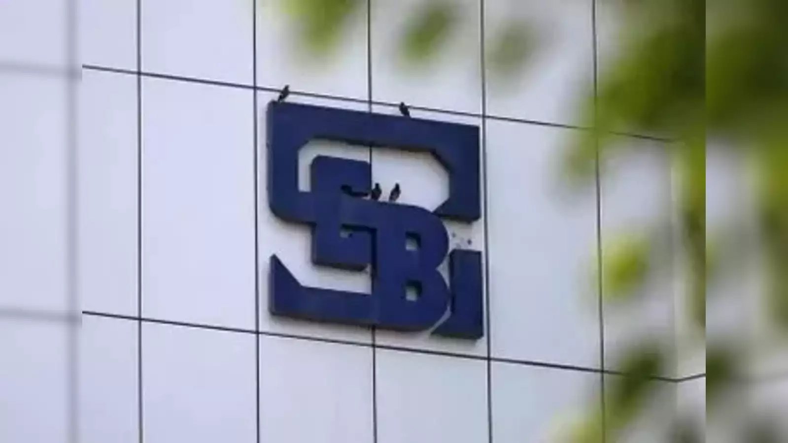 Raselle Capital VCC has settled a case with SEBI regarding FPI regulations by paying Rs 1.23 crore in settlement charges.