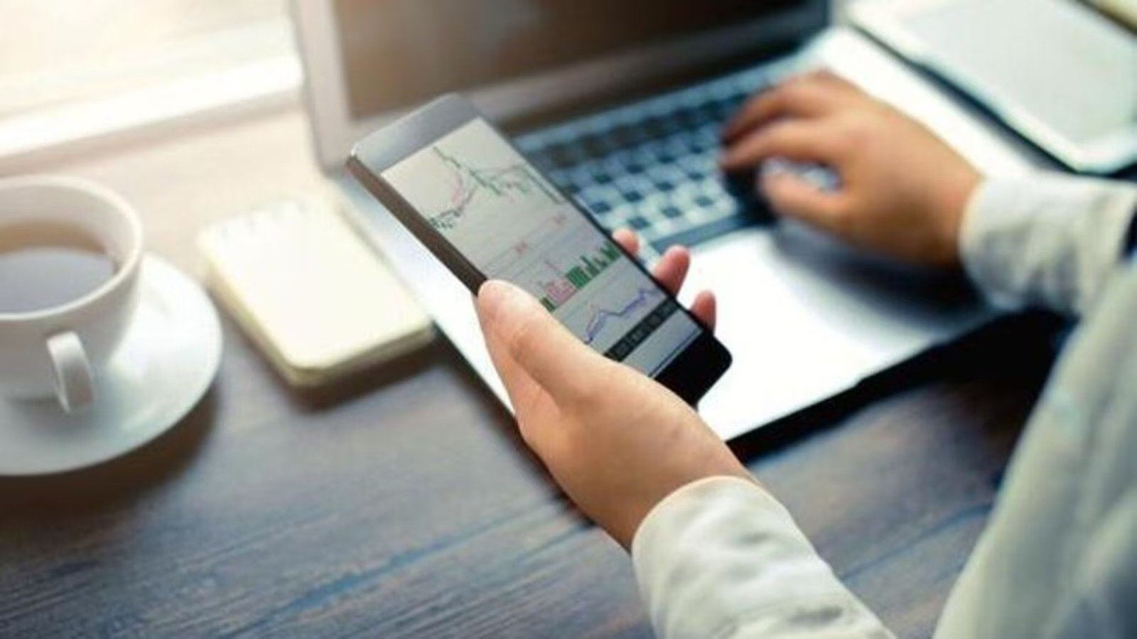 Demat accounts hit new high, touch 15 crore up to preceding financial year